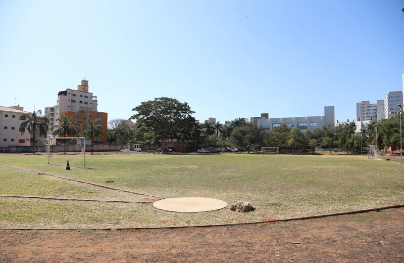 Campo de futebol